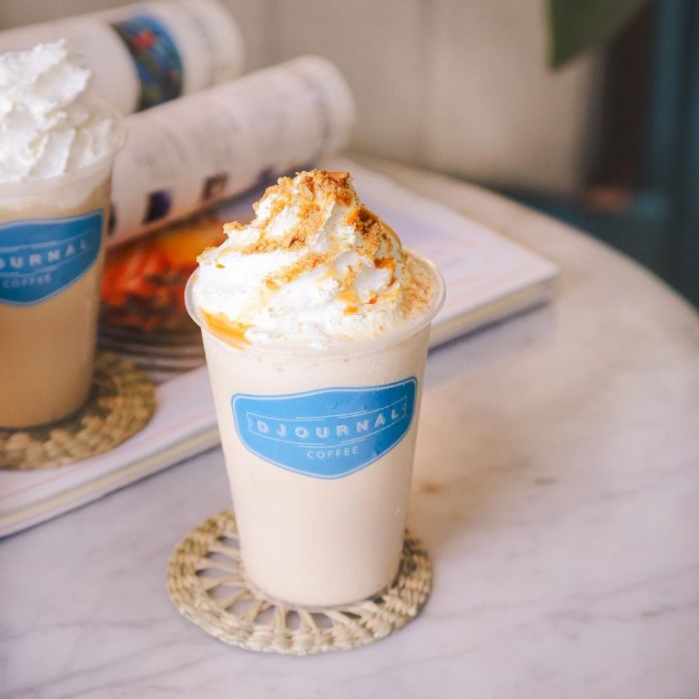DJOURNAL COFFEE PRODUK DI MEJA