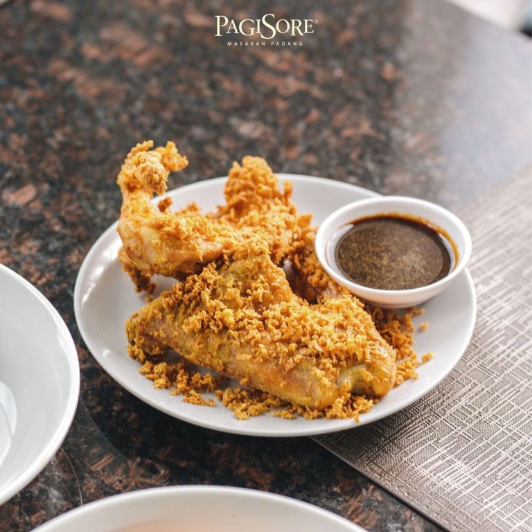 Pagi sore ayam goreng