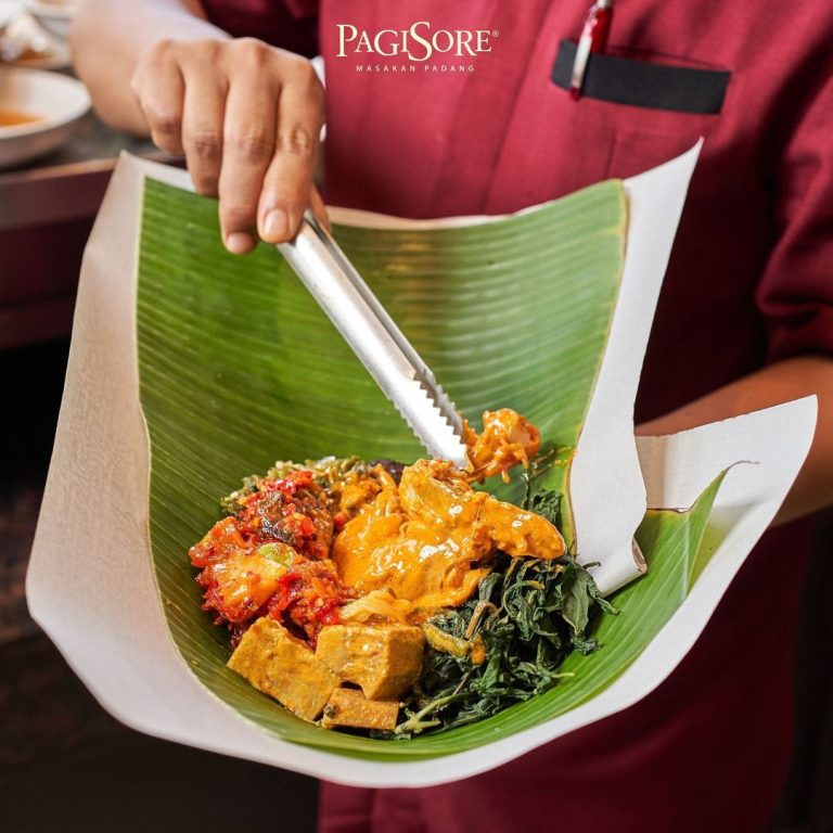 Pagi sore nasi bungkus