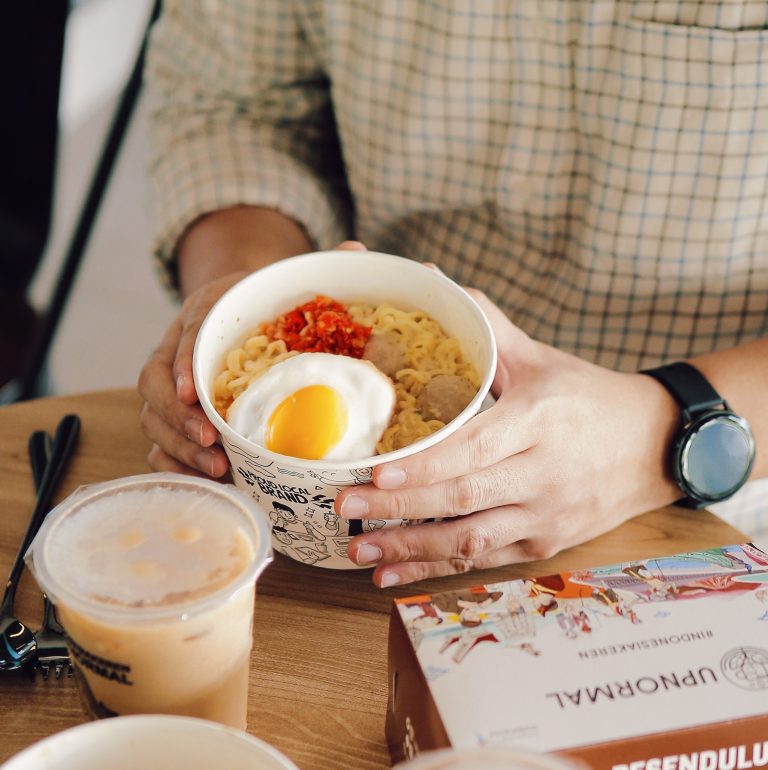 Warunk Upnormal 13 makan