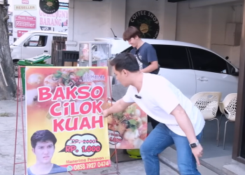 Sidik Edward saat diwawancarai oleh Afdhal Yusman (YouTube Afdhal Yusman)