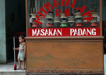 Cara Buka Franchise Rumah Makan Padang, Dari Panduan Awal hingga Biaya