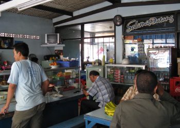 Warteg 21, Buka Tahun 1978 Sampai Didatangi oleh Presiden Jokowi