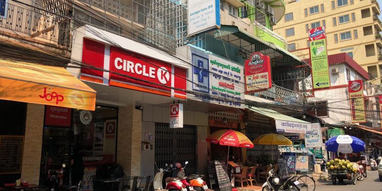 Pemilik Circle K Ingin Akusisi 7-Eleven, Tengah Pertimbangkan Naikkan Tawaran