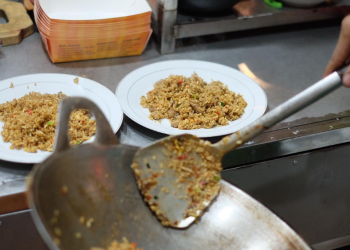 (Instagram @nasgorkebulipakivan)