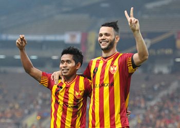 Lebih Tajir! Ini Lima Pemain Sepak Bola yang Buka Bisnis Setelah Pensiun