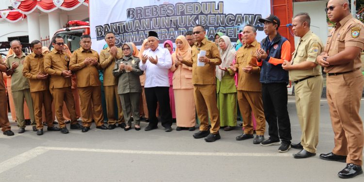 Solidaritas Brebes, Ribuan Telur Asin Dikirim untuk Korban Bencana Sumatera
